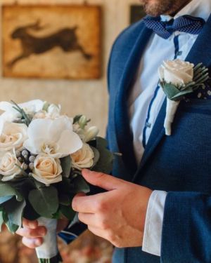 Свадебный букет невесты из роз, брунии, орхидеи — 701