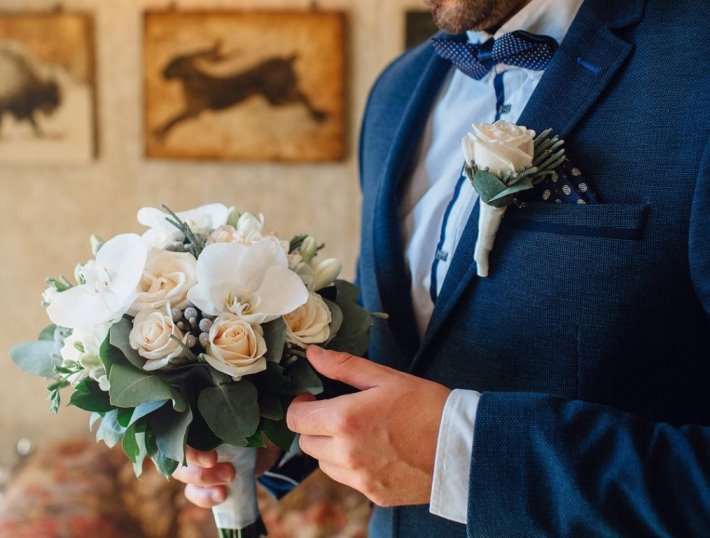 Свадебный букет невесты из роз, брунии, орхидеи — 701