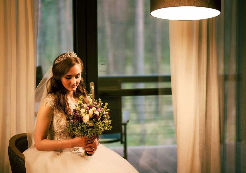 Свадебный букет невесты в сиренево-фиолетовых тонах — 717