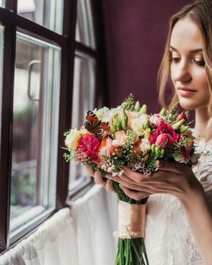 Свадебный букет невесты из пионовидной розы — 715