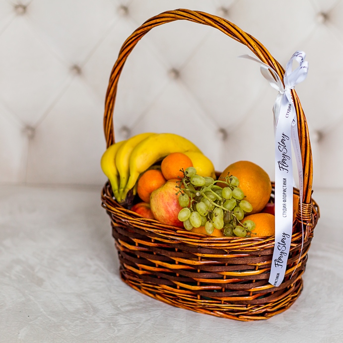 Подарочная корзина с фруктами 353
