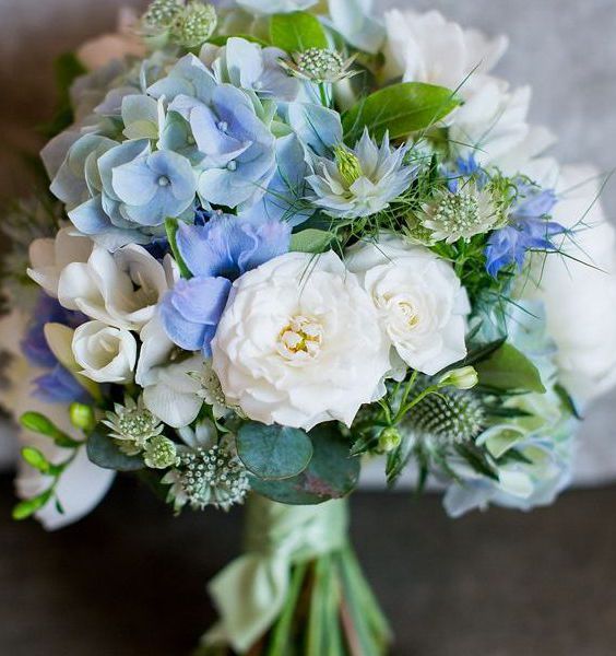 Букет невесты с голубыми цветами магазин цветов круглосуточный в москве