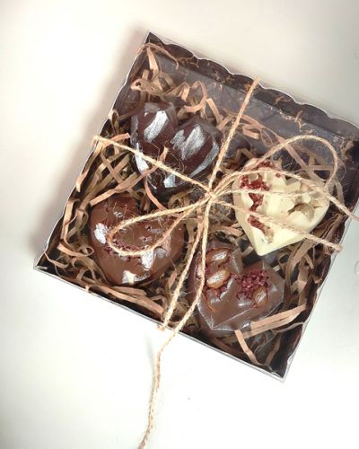 Коробка с шоколадными сердцами 607