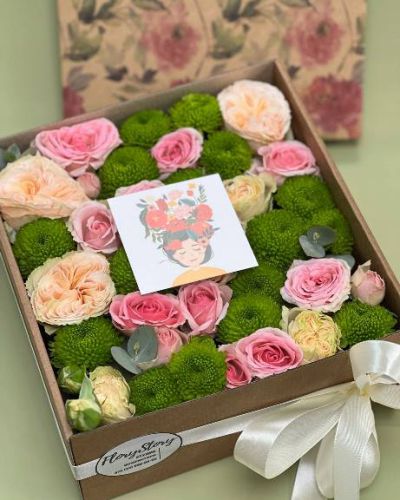Коробка  с цветами -340