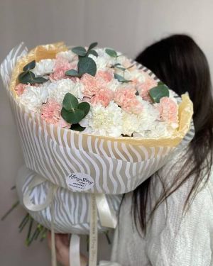 Букет сборный с гвоздикой 287