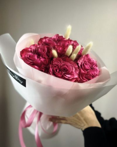 Букет из пионовидных роз и лагуруса — 916