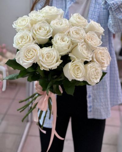 Букет из 15 пионовидных роз 427