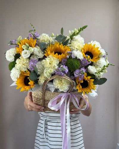 Корзина с цветами 477