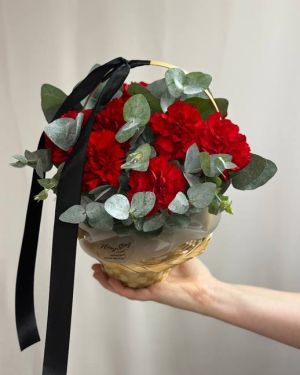 Корзина траурная с гвоздикой 252