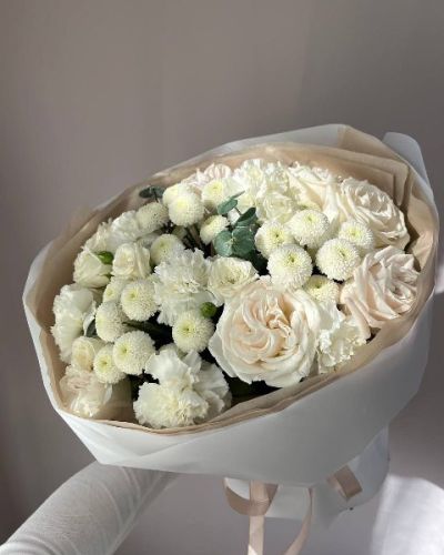 Букет в белой гамме — 657