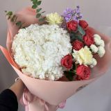Букет из гортензии 153