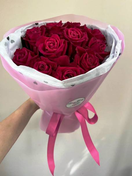 Букет из 11 темно-розовых роз — 1029