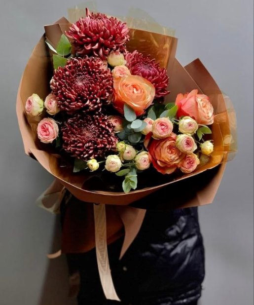 Букет из хризантем и роз-1090