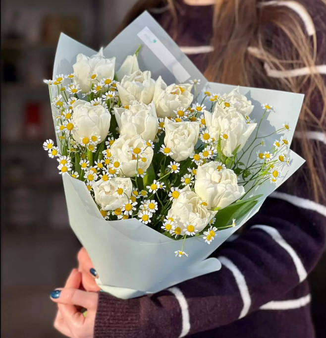 Букет сборный из 35 тюльпанов 173