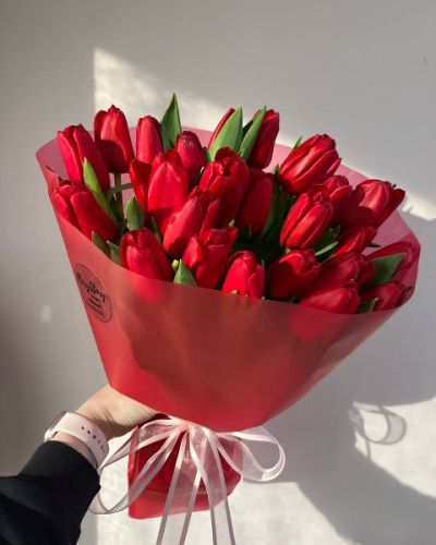 Букет сборный из 25 тюльпанов 1052