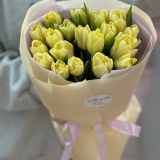 Букет из 19 пионовидных тюльпанов — 300