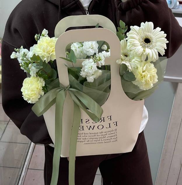 Сумочка с цветами — 374