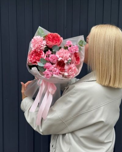 Букет из пионовидных роз — 291