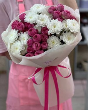 Букет сборный из пионовидной розы 065