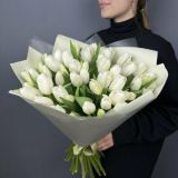 Букет из 55 белых тюльпанов 174
