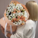 Букет из кустовой розы  и хризантем — 134